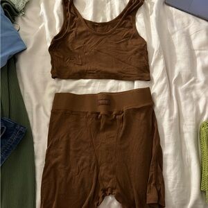 Serey two piece brown sleep set